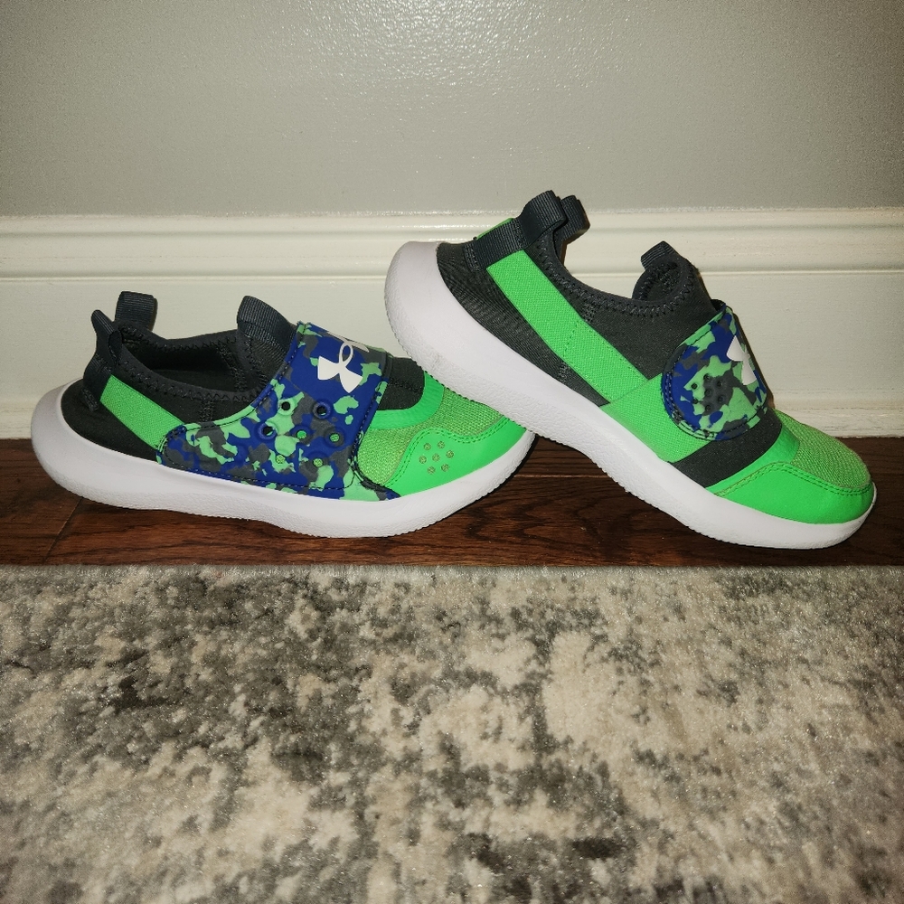 Youth size 6 slip on under armour shoes.